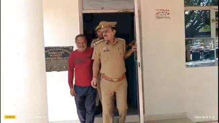 सैफई: लड़की के लिए लड़का देखने के बहाने घर की रेकी कर चोरी करने के मामले में सैफई पुलिस ने एक अभियुक्त को किया गिरफ्तार