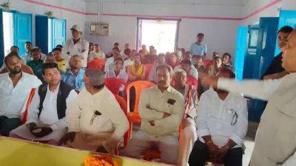 हथुआ: हथुआ के गांधी आश्रम में जन सुराज पार्टी का कार्यकर्ता सम्मेलन आयोजित