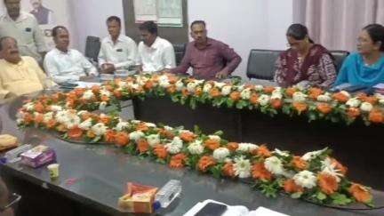 ଖଲ୍ଲିକୋଟ୍: ପୁରୁଷୋତ୍ତମପୁର ବ୍ଲକ ସମ୍ମିଳନୀ କକ୍ଷରେ ଆଭାସୀ ମାଧ୍ୟମରେ ସହଯୋଗ କାର୍ଯ୍ୟକ୍ରମର ଶୁଭାରମ୍ଭ, ଯୋଗଦେଲେ ବିଧାୟକ