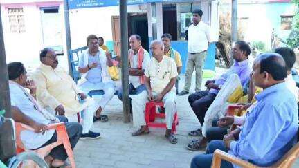 नौतन: जगदीशपुर में विधायक नारायण प्रसाद ने सुनी ग्रामीणों की समस्याएं
