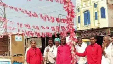 యర్రగొండపాలెం: ఎర్రగొండపాలెం పుల్లలచెరువు లలో సిఐటియు ఏఐటీయూసీ ఆధ్వర్యంలో మేడే వేడుకలు