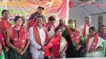 బిజెపిలో చేరిన 2019 వరంగల్ ఎంపీ కంటెస్టెంట్ క్యాండిడేట్ బుంగ జ్యోతి రమణ