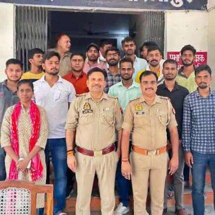 चुनार: अदलहाट थाना क्षेत्र में 16 पुलिस कर्मियों को थाने में दी गई शुभकामनाएं