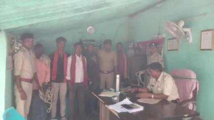 अरियरी: महुली थाना पुलिस ने शराब के नशे में छह लोगों को गिरफ्तार किया, भेजा न्यायालय