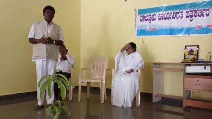 ಹೊಳಲ್ಕೆರೆ: ಪಟ್ಟಣದ ಪತ್ರಕರ್ತರ ಭವನದಲ್ಲಿ ಕಾರ್ಮಿಕರ ದಿನಾಚರಣೆ