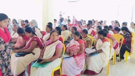 बाराचट्टी: बाराचट्टी में 0-6 वर्ष के बच्चों के बौद्धिक विकास के लिए आंगनबाड़ी सेविकाओं का तीन दिवसीय प्रशिक्षण शुरू