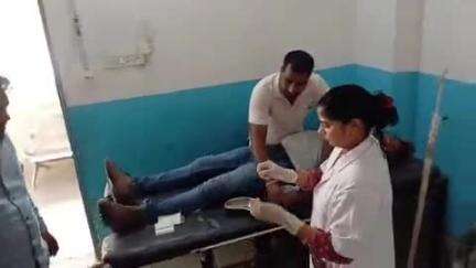 छपरा: जिले के छपरा मशरक एस एच 90 पर हनुमानगंज में वन विभाग के कर्मी से चाकू मार छिनतईृ, जांच में जुटी पुलिस