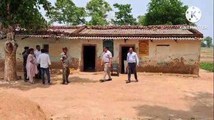 घाघरा: गुमला: डीडीसी ने चुंदरी पंचायत का औचक निरीक्षण किया, विकास कार्यों का जायजा लिया