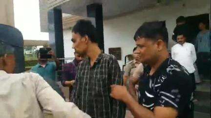 ঘগ্ৰাপাৰ ভাগ: নলবাৰীৰ বাঘমাৰাৰ দময়ন্তী ডেকাৰ হত্যাৰ অভিযোগত অভিয়ুক্ত নয়ন ডেকাক আটক
