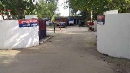 बीकापुर: उंचगांव में छत के पंखे से लटकता मिला किशोर का शव, शव पीएम के लिए भेजकर पुलिस जांच में जुटी है