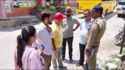जोशियाड़ा: बीआरओ और नगरपालिका की संयुक्त टीम ने ज्ञानसू से कैलाश आश्रम तक गंगोत्री हाईवे का किया निरीक्षण