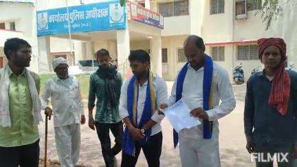 मुरैना: हांसई गांव व सिविल लाइन थाना क्षेत्र में हुई हत्या का मामला, आज़ाद समाज के पार्टी ने SP ऑफिस पहुंचकर दिया ज्ञापन