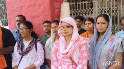 दुर्ग: जमीन की मुआवजा को लेकर लोग पहुंचे दुर्ग कलेक्ट्रेट,सरकारी दफ्तर के चक्कर काट रहे हैं लोग #jansamasya