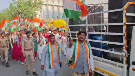 રાણપુર: શહેરમા# ભારત માતાકી જયના નારા સાથે નીકળી ભવ્ય તિરંગા યાત્રા,અનેક આગેવાનો અને લોકો મોટી સંખ્યામાં જોડાયા#OperationSindoor