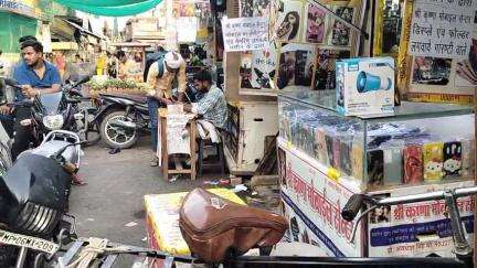 पोरसा: पोरसा शहर सहित सब्जी मंडी रोड पर अतिक्रमण से जाम और दुर्घटना की स्थिति#Jan samasya