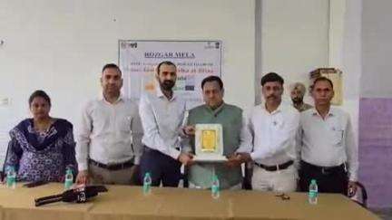 बरवाला: राजकीय औद्योगिक प्रशिक्षण संस्थान बिटना कालका में प्री प्लेसमेंट जॉब फेयर का आयोजन