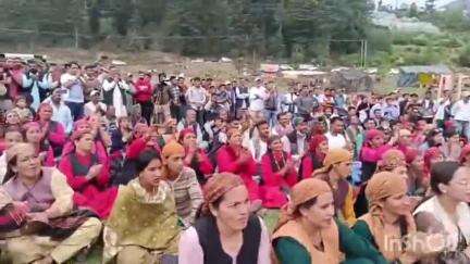 ठियोग: महेश्वरी कप सीज़न 2 में क्रिकेट के क्वार्टर फाइनल मुकाबलों के दौरान ग्रेनबेरी संस्था के संस्थापक राजेश गुप्ता पहुंचेंगे