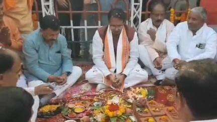 हाटा: हाटा में केंद्रीय राज्यमंत्री सड़क परिवहन एवं राज्यमार्ग ने NH-28 के पांच अंडरपास का किया शिलान्यास