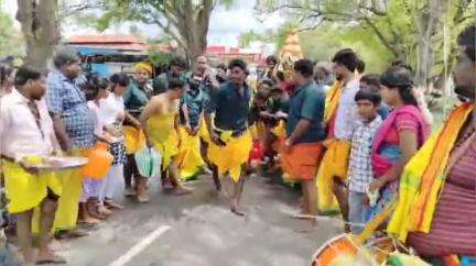 பாப்பிரெட்டிபட்டி: கடத்தூர் காளியம்மன் மாரியம்மன் கோவில் திருவிழாவை முன்னிட்டு கங்கை பூங்கரகம் எடுத்து பக்தர்கள் வழிபாடு
