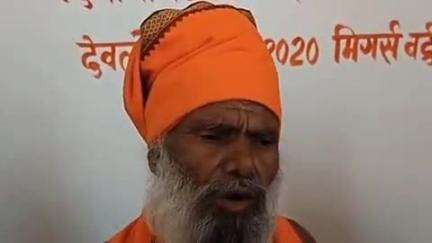 भोपालगढ़: बिलाड़ा में अनशन पर बैठे संत रामदास महाराज की हालत नाजुक, ग्रामीणों ने मुख्यमंत्री के नाम भेजा ज्ञापन
