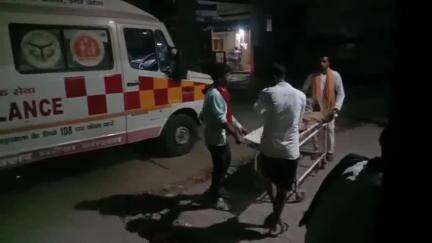 बबेरू: हरदौली गांव के पास खेतों से मवेशी चराकर घर जा रही महिला को बाइक सवार ने मारी टक्कर, जिला अस्पताल किया रिफर