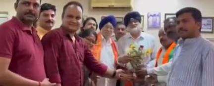 काशीपुर: पूर्व भाजपा विधायक चीमा ने रामनगर रोड स्थित अपने कार्यालय पर नवनियुक्त भाजपा मंडल पदाधिकारियों का स्वागत किया