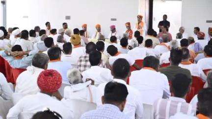 कोलायत: कोलायत के देशनोक में भाजपा के प्रदेशाध्यक्ष मदन राठौड़ ने संगठन की बैठक ली, पीएम दौरे को लेकर बैठक आयोजित हुई