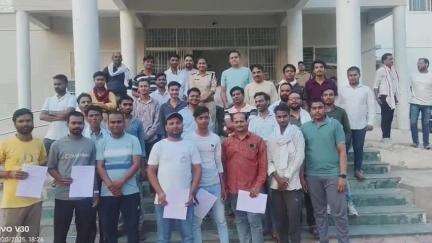 बड़ा मलेहरा: फर्जी सिम कार्ड पर लगाम कसने के लिए पुलिस की सख्त चेतावनी, सिम विक्रेताओं की ली बैठक