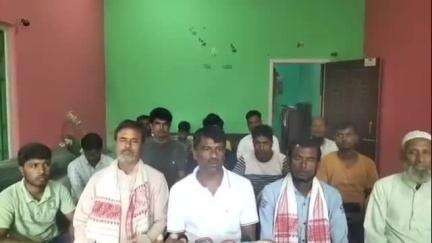 ধুবুৰী ভাগ: বিলাসীপাৰাত অৰ্ধশতাধিক সমৰ্থক সহ আনুষ্ঠানিক ভাৱে কংগ্ৰেছ দল ত্যাগ ধুবুৰী জিলা কংগ্ৰেছৰ সাধাৰণ সম্পাদক জাকিৰ হুছেইনে