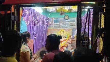 নানুর: পরোটা চাপা পাড় সংলগ্ন স্থানে হনুমান মন্দিরে আয়োজিত বিশেষ পুজো, বৃষ্টি উপেক্ষা করেই হলো পুজো
