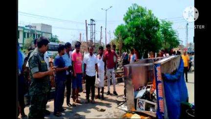 बरही: बाराटांड़ में ठेला पलटने से किशोर की मौत, बरही पुलिस ने दिखाई मानवता