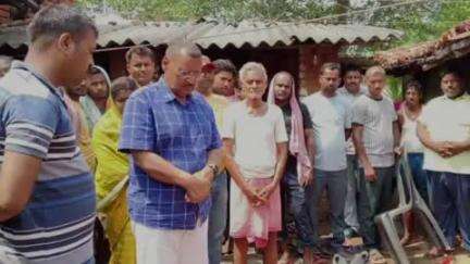 सारठ: चितरा बाल विद्या मंदिर के शिक्षक की मौत पर पूर्व स्पीकर व पूर्व MLA ने संवेदना व्यक्त की