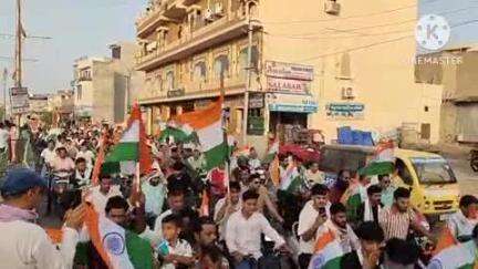 डीडवाना: ऑपरेशन सिंदूर की सफलता के बाद डीडवाना में तिरंगा यात्रा निकाली गई, सैकड़ों लोगों ने थामे तिरंगे, भाजपा नेता मौजूद