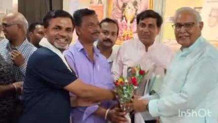 इटारसी: इटारसी मत्स्य व्यापारी संघ ने विधायक डॉ. सीताशरण शर्मा से की मुलाकात, व्यापारियों ने जताया आभार