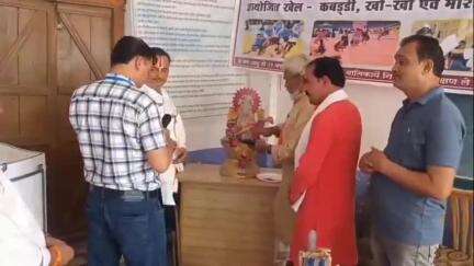 गुनौर: सांदीपनि विद्यालय गुनौर में समर कैंप का भव्य समापन