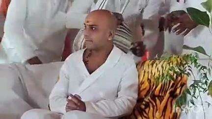 आष्टा: मुकाती परिवार द्वारा आयोजित सात दिवसीय माँ नर्मदा सप्ताह ज्ञान यज्ञ कथा में माँ नर्मदा भक्त पूज्य दादागुरु आष्टा पधारे