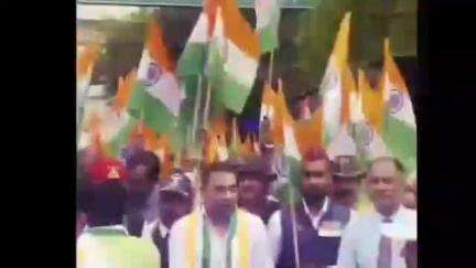 हिंगणा: ऑपरेशन सिंद्रमधील विजयी कामगिरीच्या गौरवार्थ लोकमान्य नगर मेट्रो स्टेशन येथून काढण्यात आली तिरंगा यात्रा