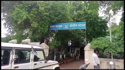 नगर: भोरवाडी येथे रात्रीच्या वेळी घरात बसून चोरट्यांनी सव्वा सहा लाखांचा  ऐवज पळवला