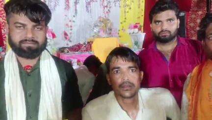 कछपूरा मे श्री मद भागबत  कथा का भंडारा 
प्रधान प्रत्याशी हरिओम राठौर ने  5हजार लोगो ने 
लिया प्रशाद का आनन्द