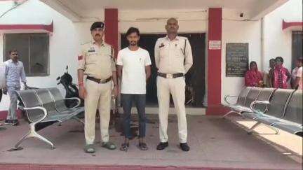 बलौदा: बलौदा पुलिस ने वार्ड नंबर 11 से हत्या के फरार आरोपी को किया गिरफ्तार, न्यायिक रिमांड पर भेजा