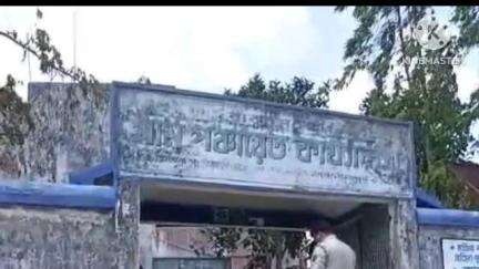 কুলপি: বাবুরমহল গ্রামে  বেহাল রাস্তা পাশাপাশি খারাপ হয়ে গেছে কালভার সাধারণ মানুষের যাতায়াতের সমস্যা#jansamasya