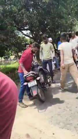 माल में सड़क हादसा...छात्रा की दर्दनाक मौत, पेपर देकर लौट रही थी वापस