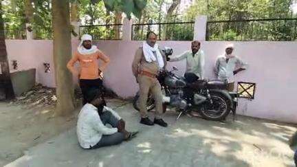 लखीमपुर: भगौतीपुर से घर लौट रहे बाइक सवार मजदूर को अज्ञात वाहन ने मारी टक्कर, मौके पर हुई मौत, परिजनों में मातम