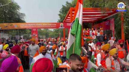 Delhi CM Rekha Gupta and Cabinet Ministers flag off TirangaYatra at Talkatora Road