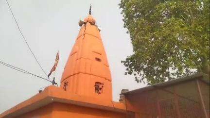 धनौरा: गांव अलीनगर में स्थित मनोकामना शिव मंदिर में दूर-दूर से आते हैं लोग