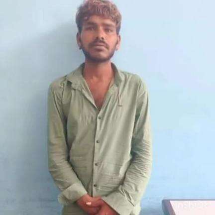 પેટલાદ: સિવિલ હોસ્પિટલ નજીક આવાસ વિસ્તારમાંથી નાસતો ફરતો આરોપી ઝડપાયો
