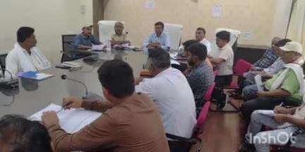 सोहागपुर: सीईओ जिला पंचायत ने जिला पंचायत सभागार में जल गंगा संवर्धन अभियान की समीक्षा बैठक की