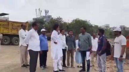 మేడ్చల్: కూకట్పల్లి నల్లచెరువును సందర్శించిన ఎమ్మెల్యే మాధవరం కృష్ణారావు