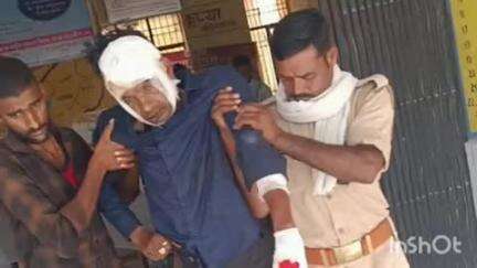 बिधूना: बेला क्षेत्र के नुनारी गांव के पास दो बाइकों में आमने-सामने टक्कर, एक युवक हुआ घायल