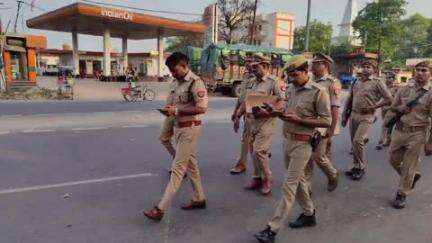 मुहम्मदाबाद गोहना: मुहम्मदाबाद गोहना कोतवाली का पुलिस अधीक्षक ने किया निरीक्षण, दिए कई निर्देश